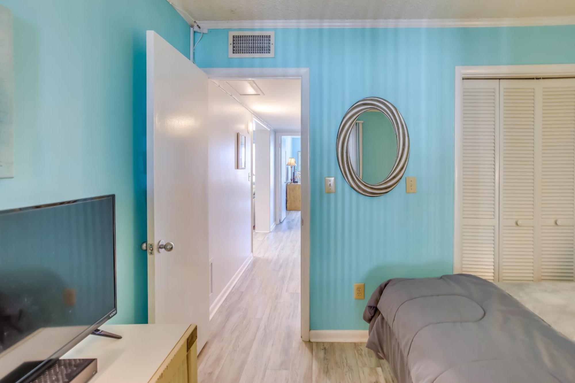 Myrtle Beach Condo - Steps To Ocean And Apache Pier! Exterior photo